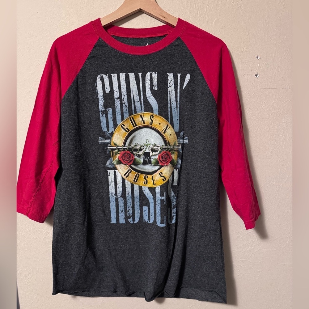 Bravado Guns N Roses gray and red ragland tshirt Size Medium